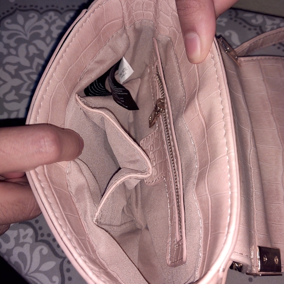 Bebe NWT Michelle Croc Embossed Style Saddle Bag - Picture 5 of 10